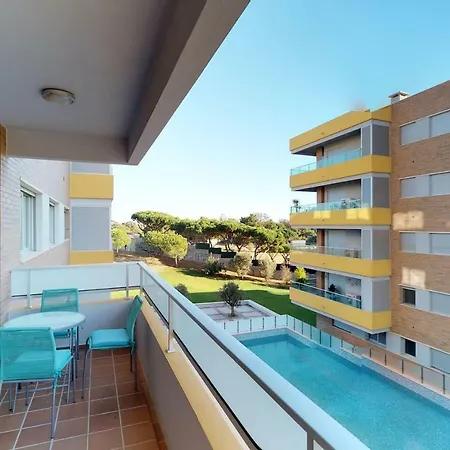 Διαμέρισμα Modern Close To Beach *