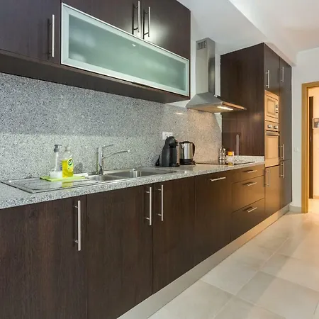 Modern Close To Beach *